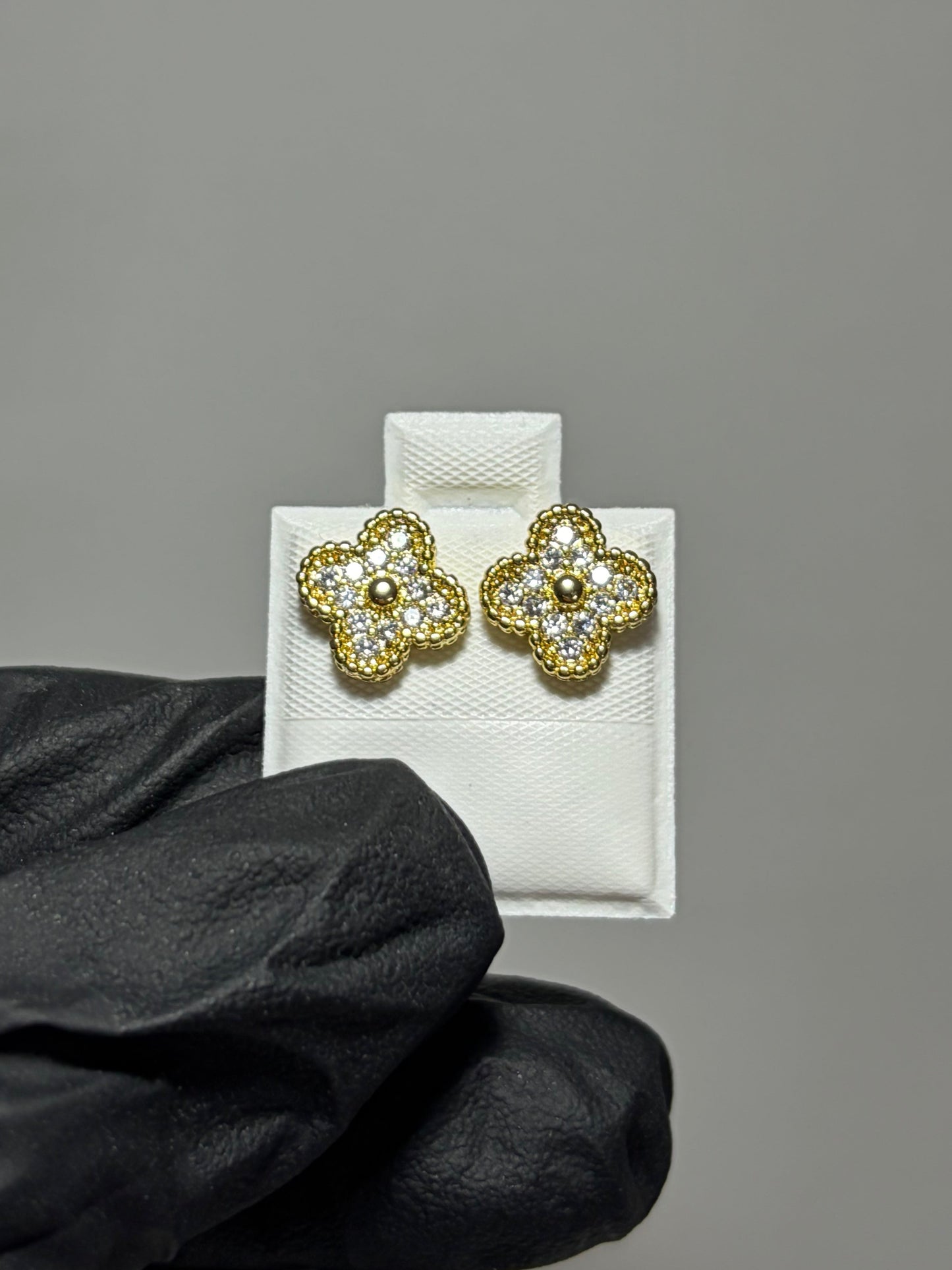 GOLDEN CLOVER EARRINGS
